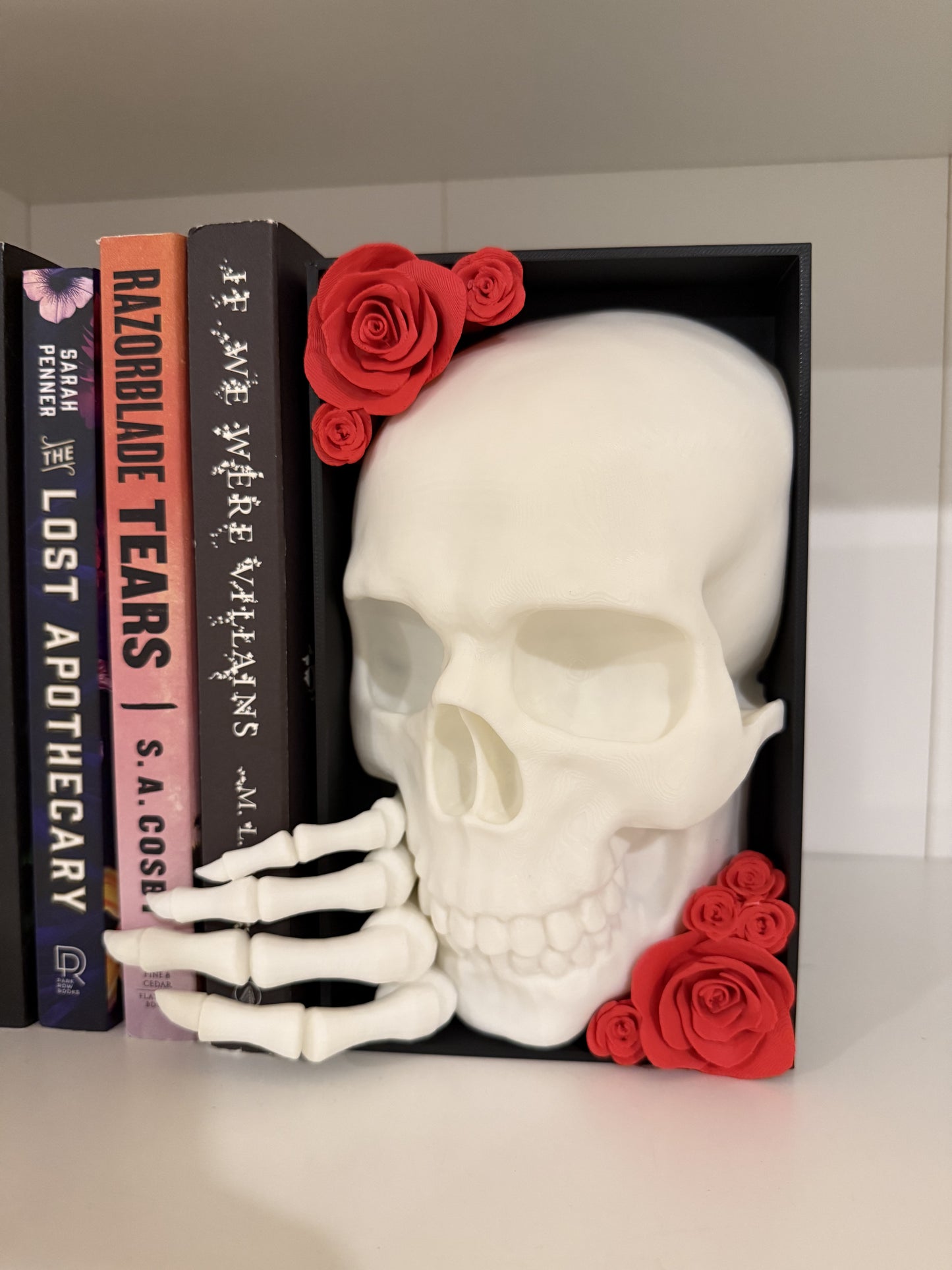 Skull Book Nook